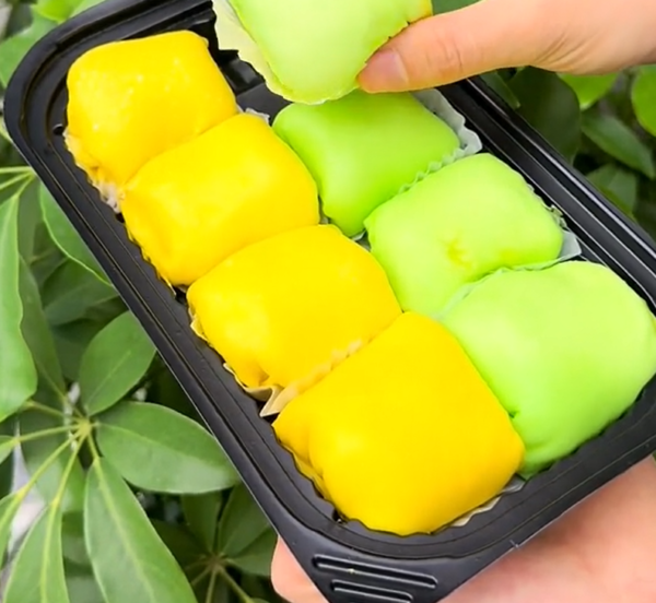 Lớp học làm bánh crepe sầu riêng chuẩn vị tại TPHCM