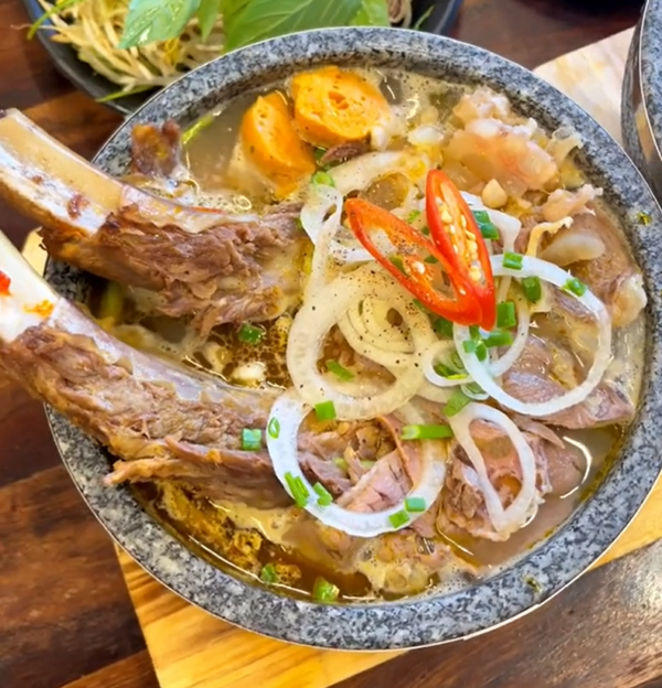 Khóa học nấu bún bò thố đá ngon chuẩn vị để mở quán