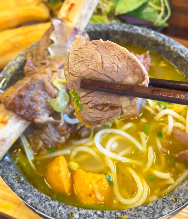 Khóa học nấu bún bò thố đá ngon chuẩn vị để mở quán