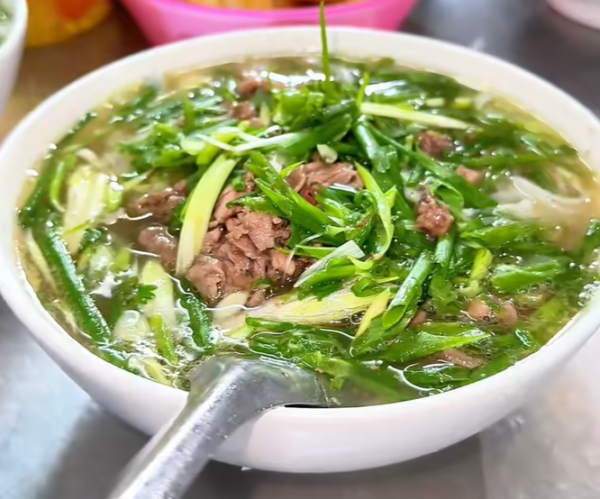 Khóa học nấu phở thìn ngon (phở tái lăn) để mở quán